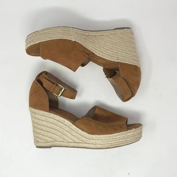 Universal Thread Cognac Brown Faux Suede Espadrille Wedge Sandals - Picture 6 of 8